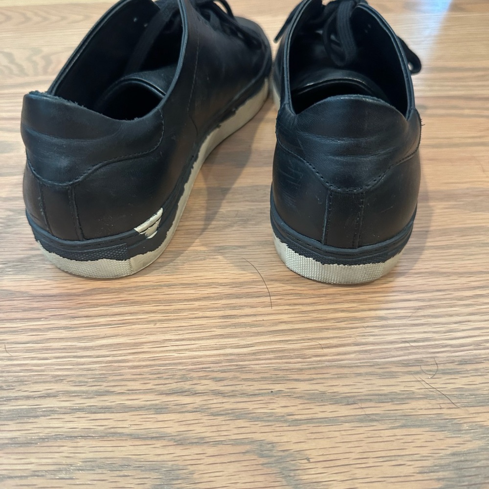 Axel Arigato Black/ White Sole View 5